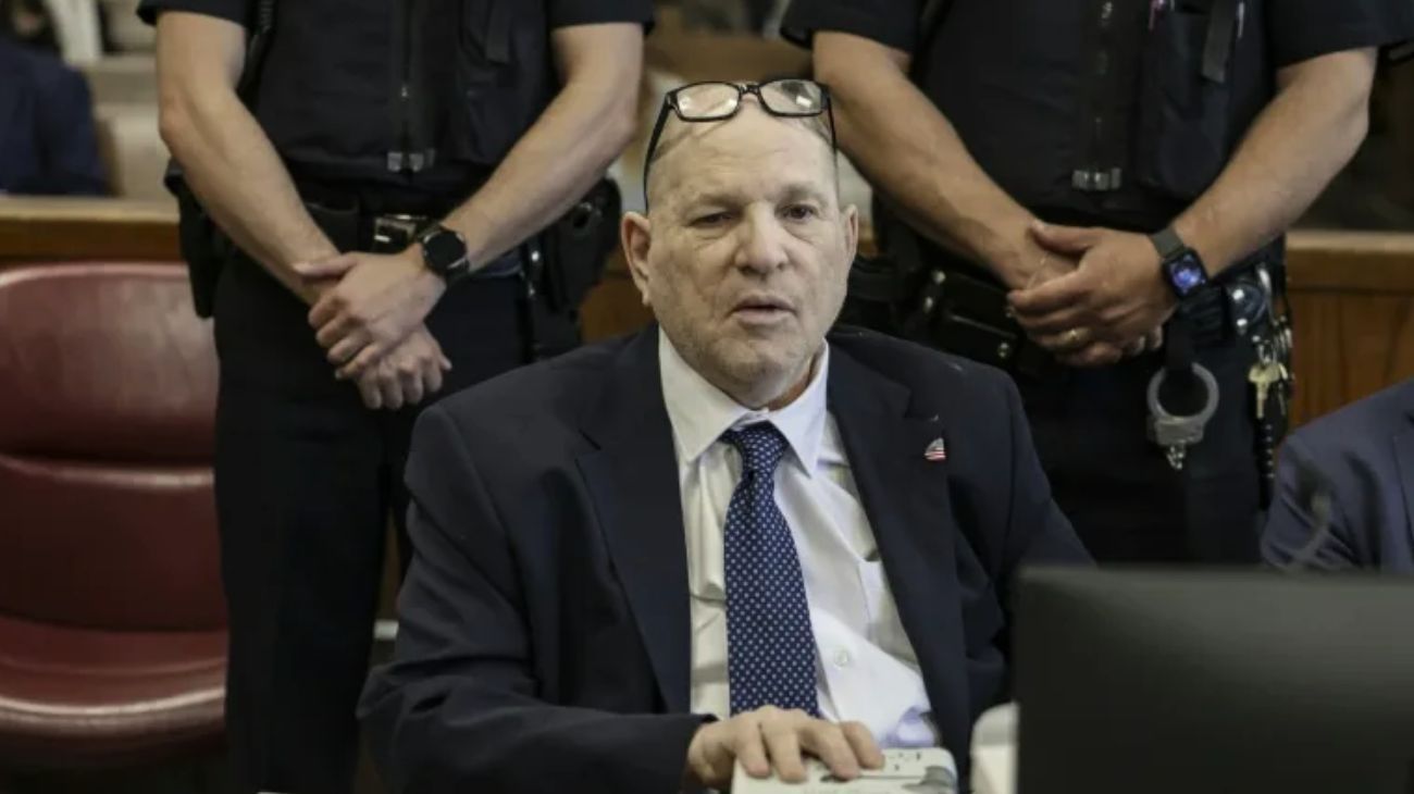 Comenzaron los alegatos en el juicio por violación contra el exproductor de cine Harvey Weinstein