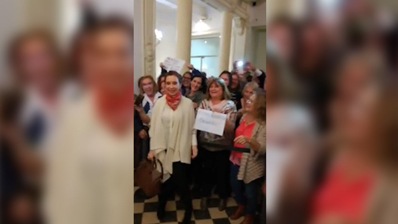 Cómo recibieron a Cristina tras el "machirulo" a Macri
