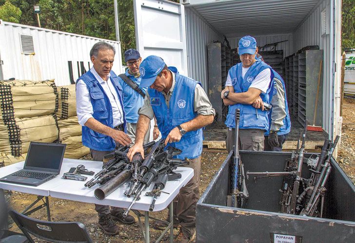 Las FARC entregaron todas las armas y dejaron de existir