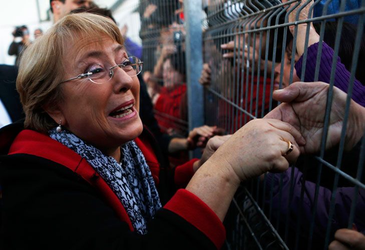 Bachelet, ‘al tiro’ de alcanzar la victoria en primera vuelta