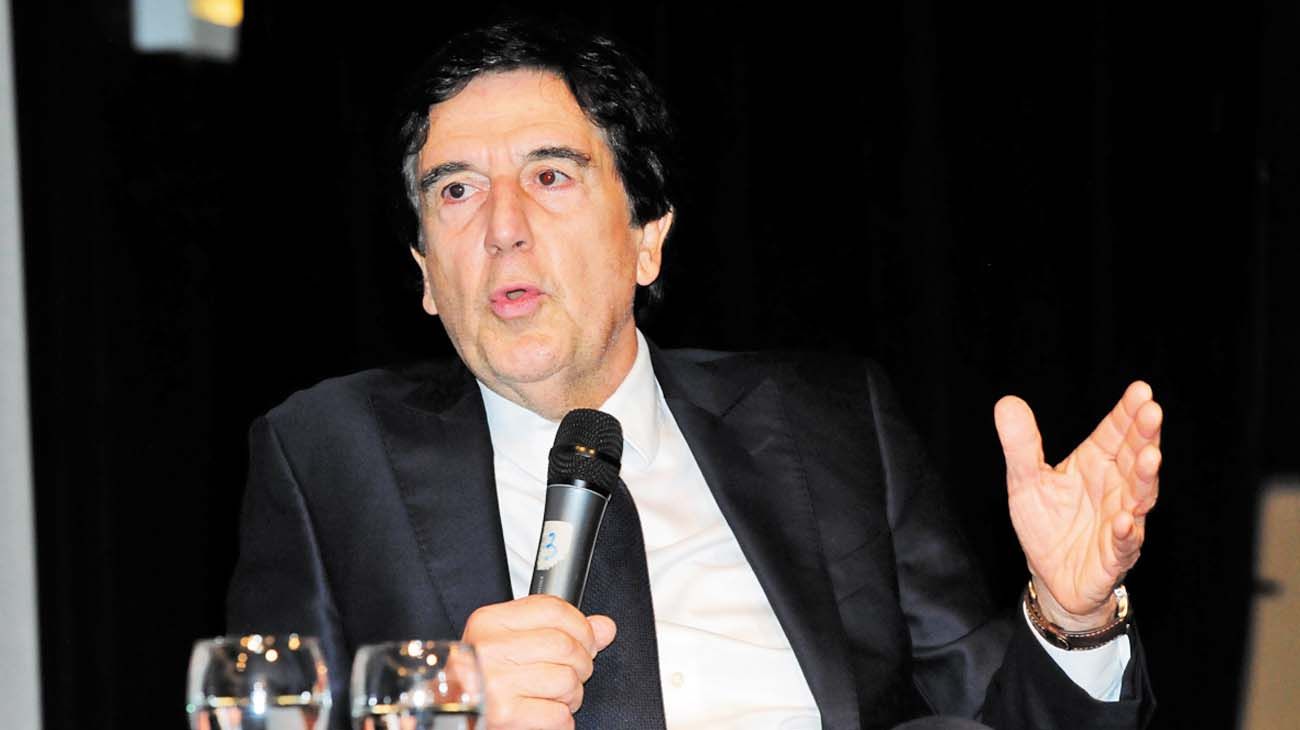 Carlos Melconian reclamó al Gobierno un plan económico: "En lo comunicacional se pasan de rosca y venden verdura"