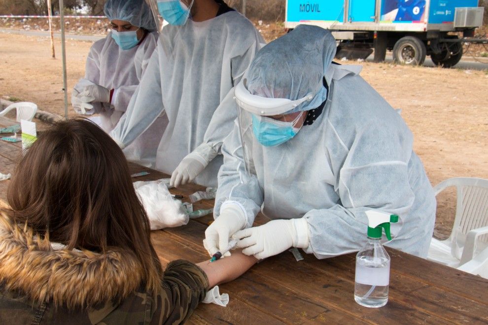 Semáforo epidemiológico: la herramienta que anticipa las restricciones más duras
