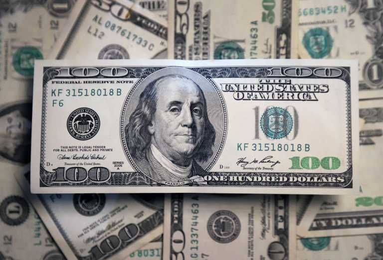 El dólar blue cerró a $1200 para la compra y $1220 para la venta este viernes 19 de enero de 2024