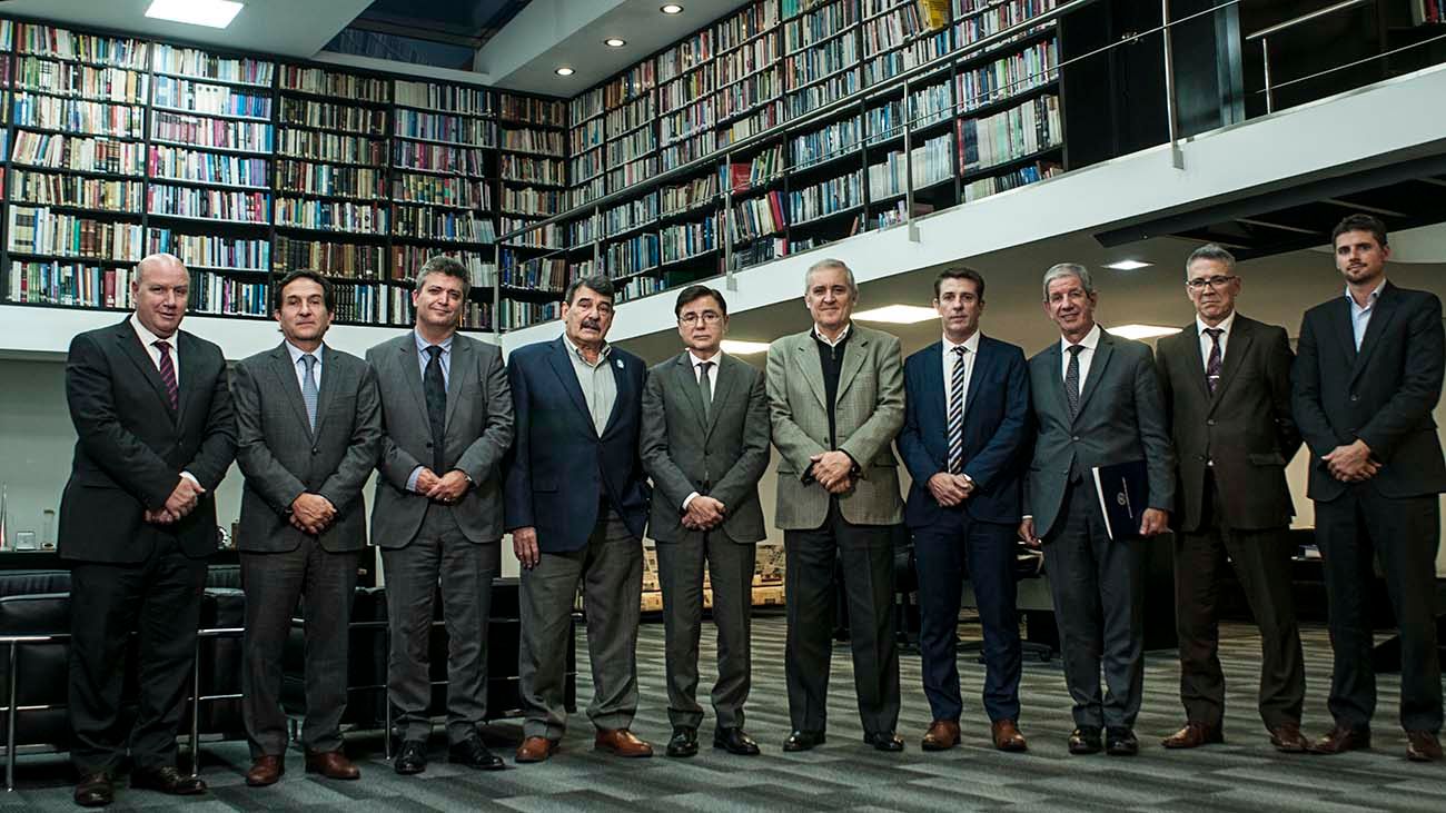 La Bolsa de Comercio de Rosario pidió a Macri y Bolsonaro "proteger al Mercosur"