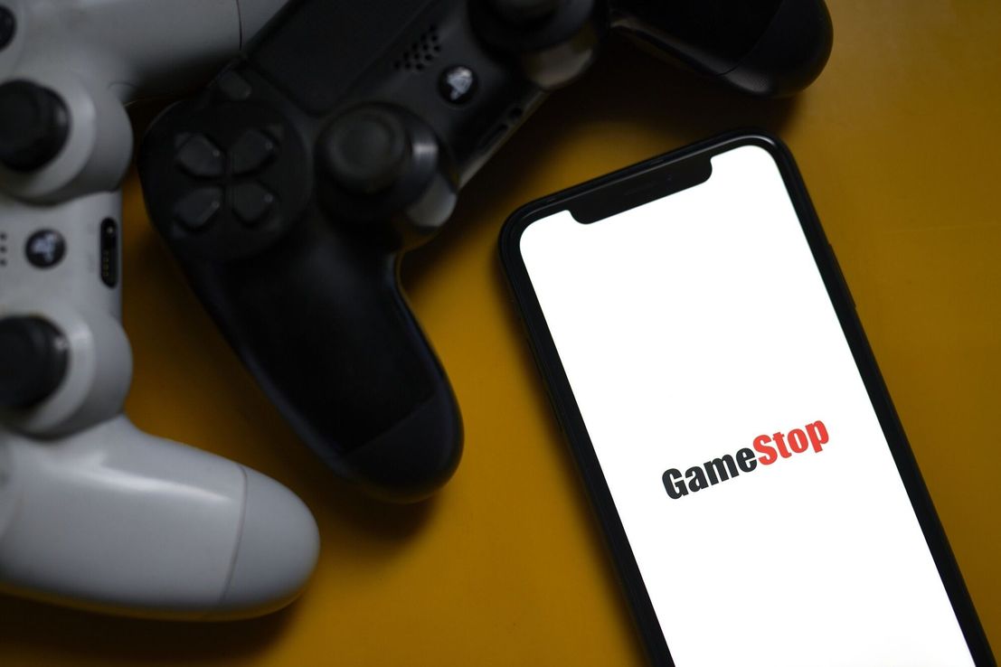 Traders apuestan a que GameStop subirá las acciones un 50% en dos semanas