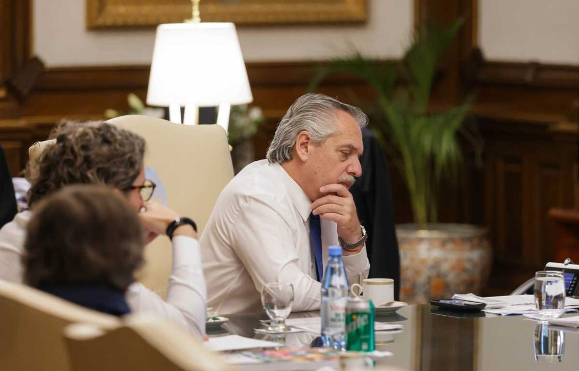 Fernández habló con Zelenski: ayuda humanitaria, agradecimientos y consecuencias sociales