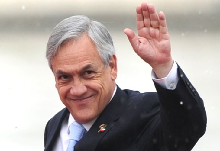 Sebastián Piñera revalidó su título de "mufa"
