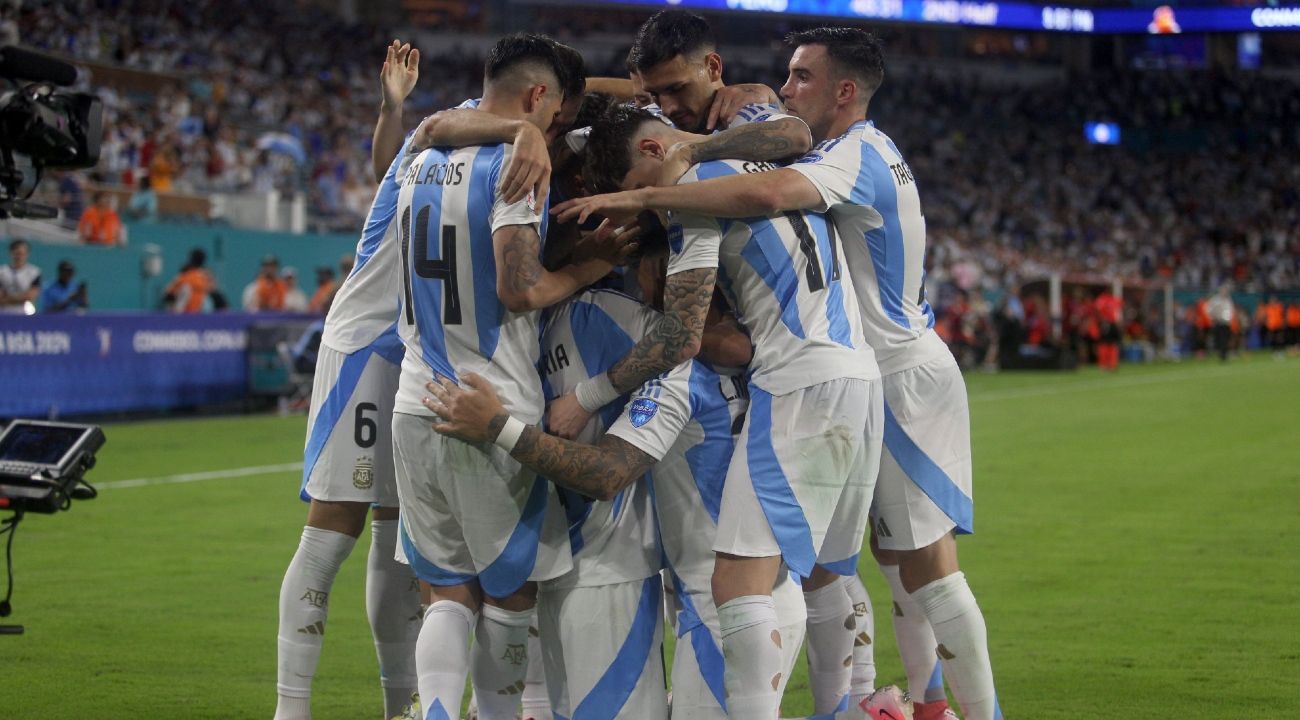 Sin Messi ni Scaloni, pero con la calidad de siempre, Argentina venció con claridad a Perú 2 a 0
