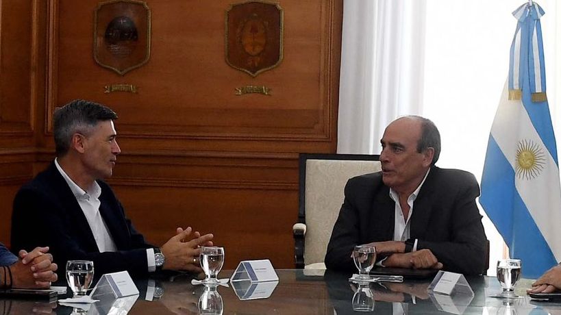 Guillermo Francos recibió a Daniel Passerini y otros intendentes del interior en Casa Rosada