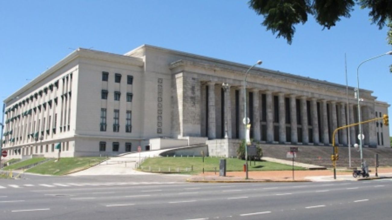 Derecho organiza el primer congreso cannábico