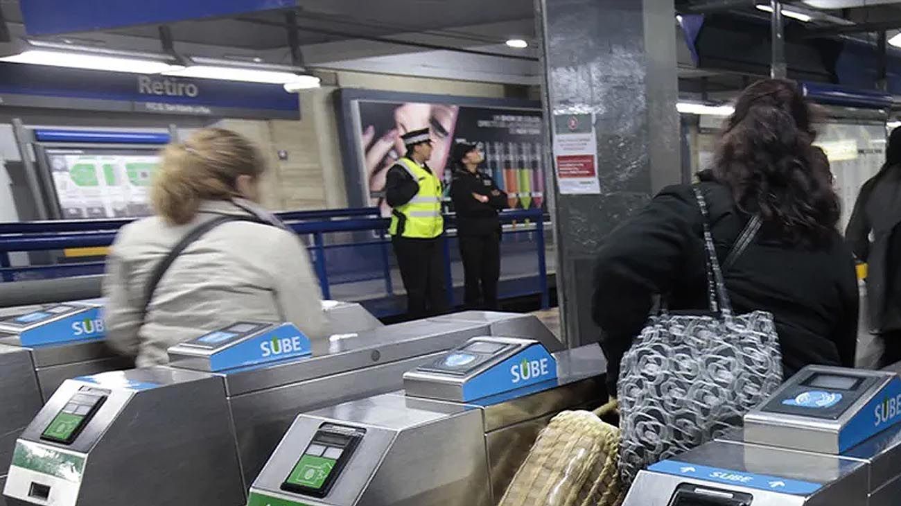 Los Metrodelegados advierten sobre posibles medidas de fuerza