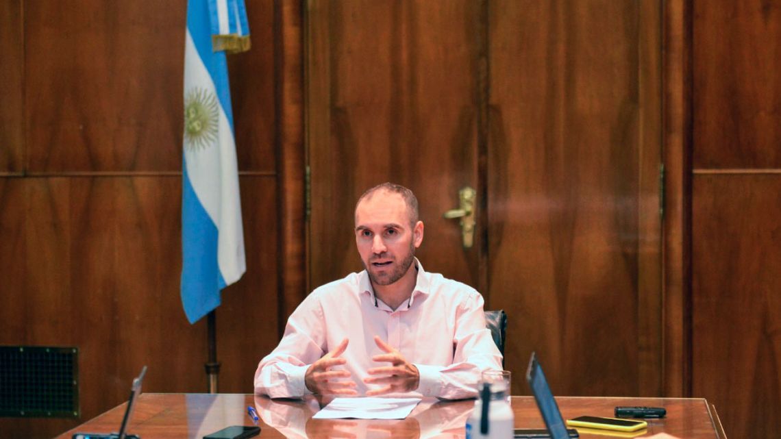Guzmán trabaja en enmiendas finales de oferta de deuda: "El margen es escaso"