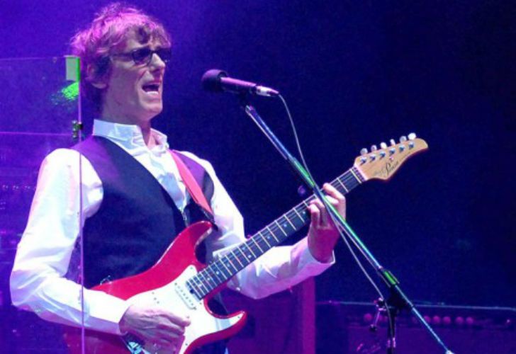 El "Flaco" Spinetta recibió el alta y volvió a su casa