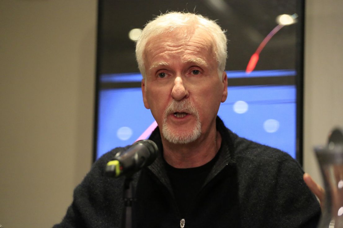 James Cameron comparó la implosión del submarino Titan con el naufragio del Titanic