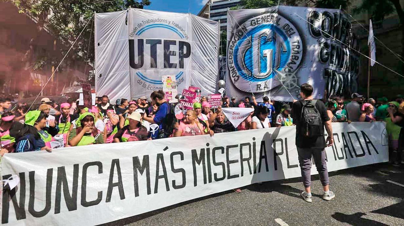 Las organizaciones sociales, a la carga contra Pettovello