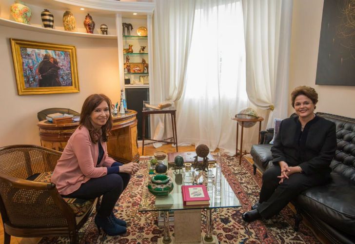 Dilma en Argentina: "Libre o preso, Lula será el próximo presidente de Brasil"