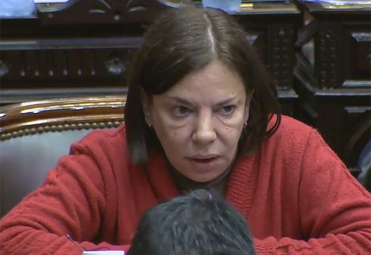 Chicana de Sandra Mendoza a Lospennato: “¿Lopilato? Tan linda como Luisana no es”