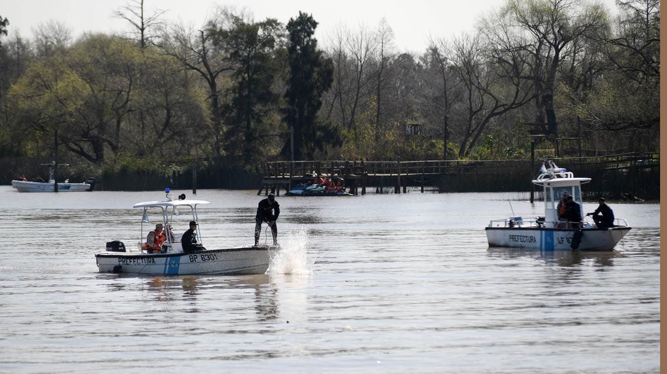 Una lancha deportiva partió un bote en dos, dejó dos muertos y heridos: el conductor estaba borracho
