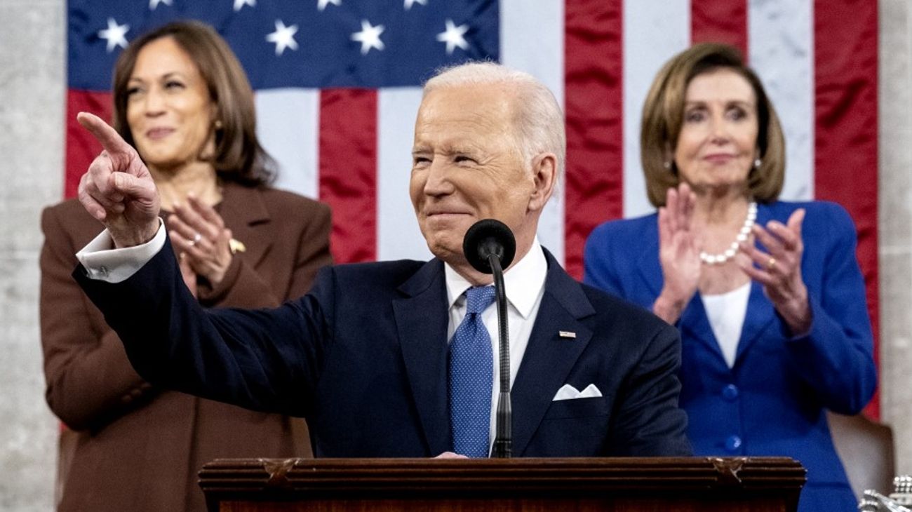 Para Joe Biden, Vladimir Putin está "más aislado que nunca" y "se equivocó" al desafiar a Occidente