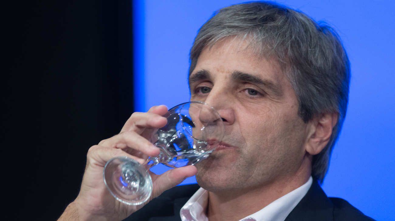 Economistas liberales rechazaron a Luis Caputo como eventual ministro de Economía de Milei