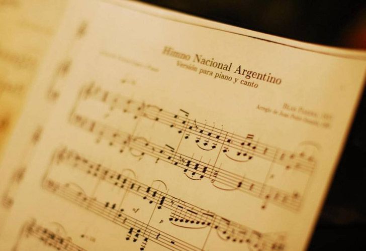 Por qué se celebra el Día del Himno Nacional argentino