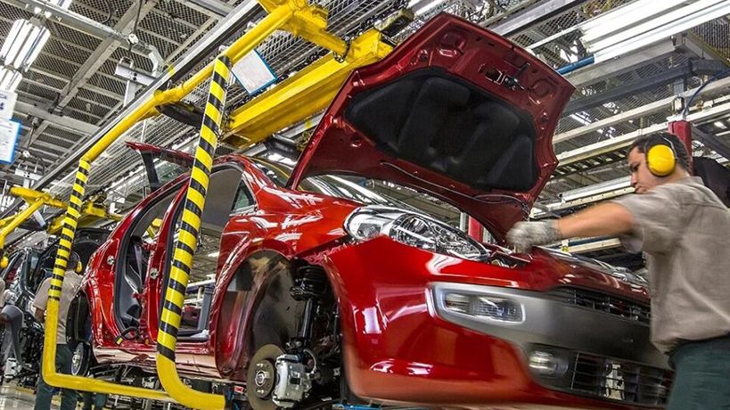 Industria en rojo: caída en ventas, exportaciones y problemas para pagar deudas