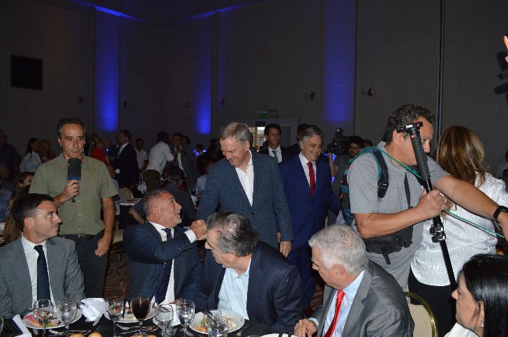 Presión para que la elección en Capital vaya separada y que se vote después de las PASO