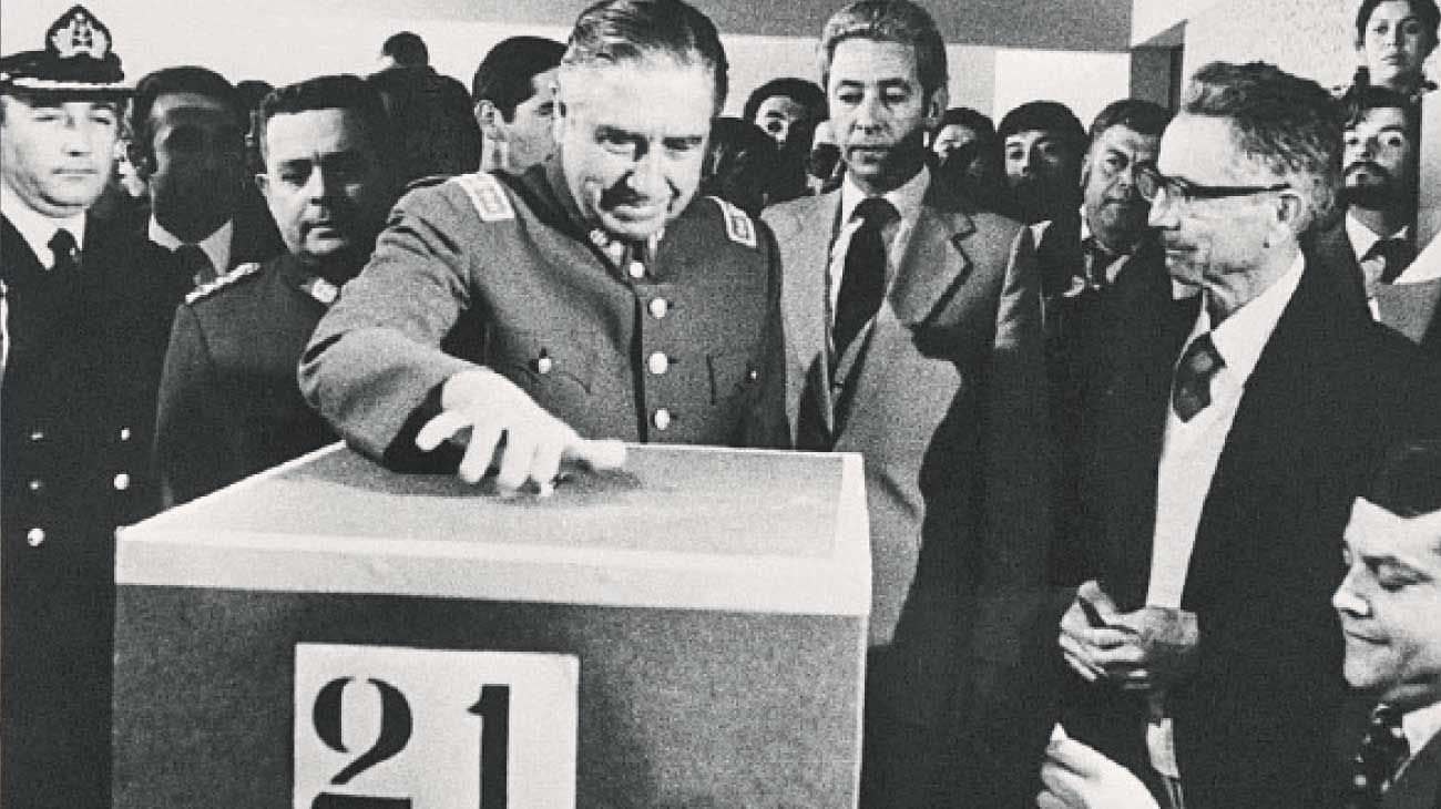 Buscan sepultar a Pinochet una vez más