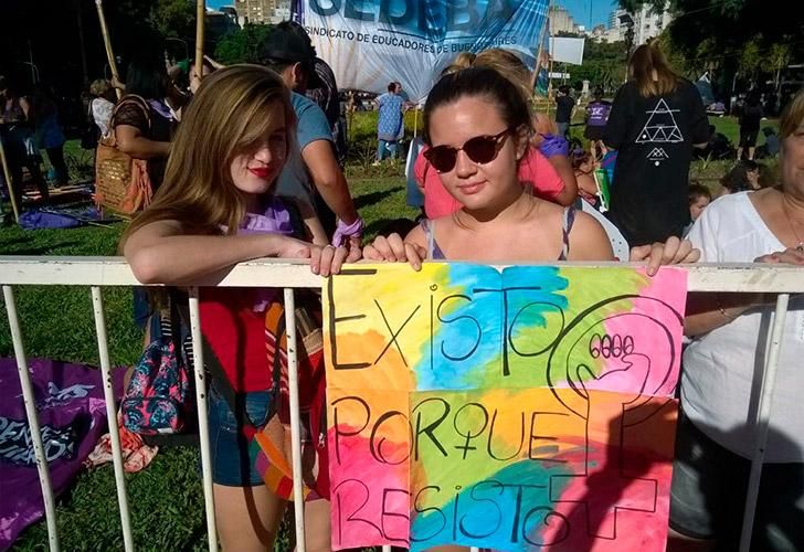 ¿Por qué marchamos?: miles de mujeres salieron a la calle en el 8M