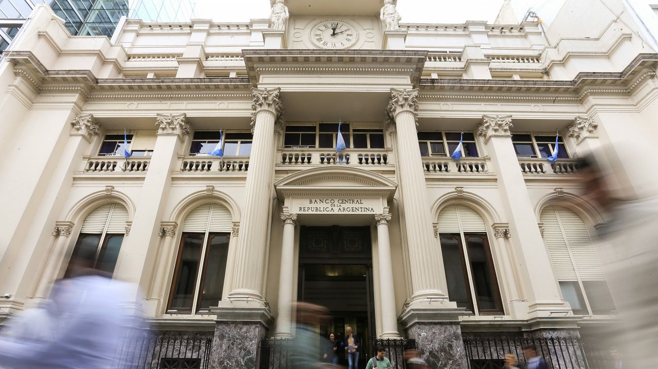 Alarmante caída de las reservas del Banco Central que alcanzan mínimos históricos