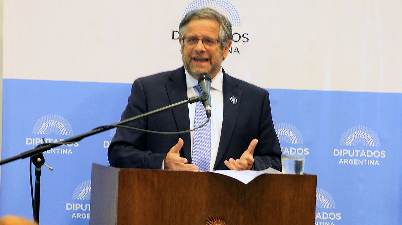 El ministro de Salud Adolfo Rubinstein pidió la despenalización del aborto