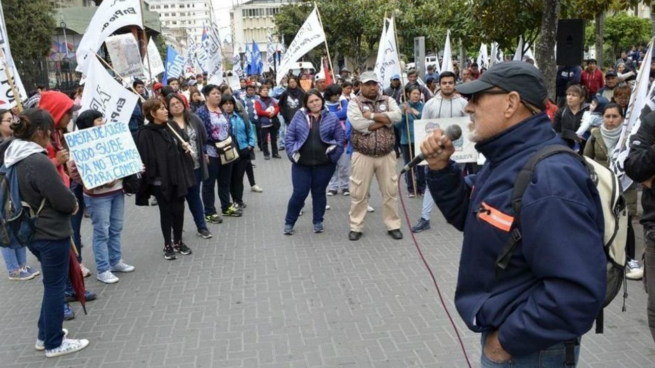 Carlos "Perro" Santillán encabezó un paro en Jujuy: "Venimos a clavar la lanza"