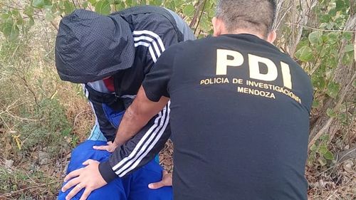Quién es el hombre que estaba prófugo por secuestrar y abusar de una estudiante
