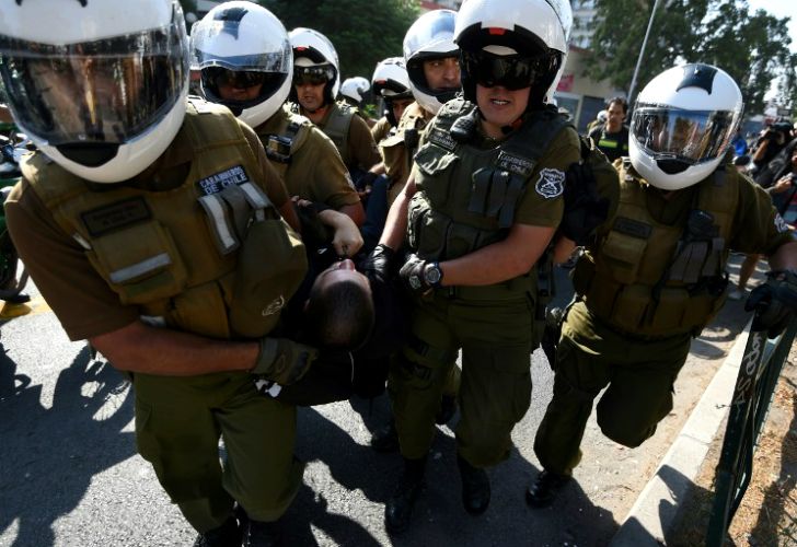 Fotos | Al menos 20 detenidos tras la misa del Papa Francisco en Chile
