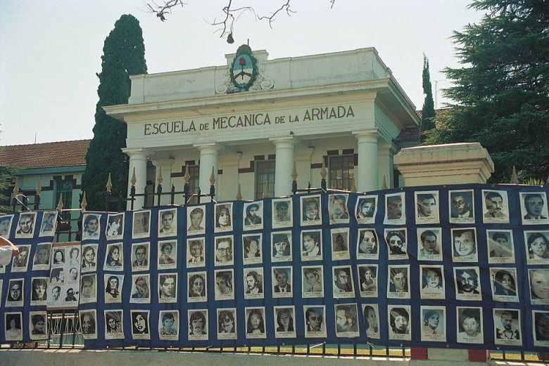 Más de medio centenar de represores pidieron prisión domiciliaria por la pandemia