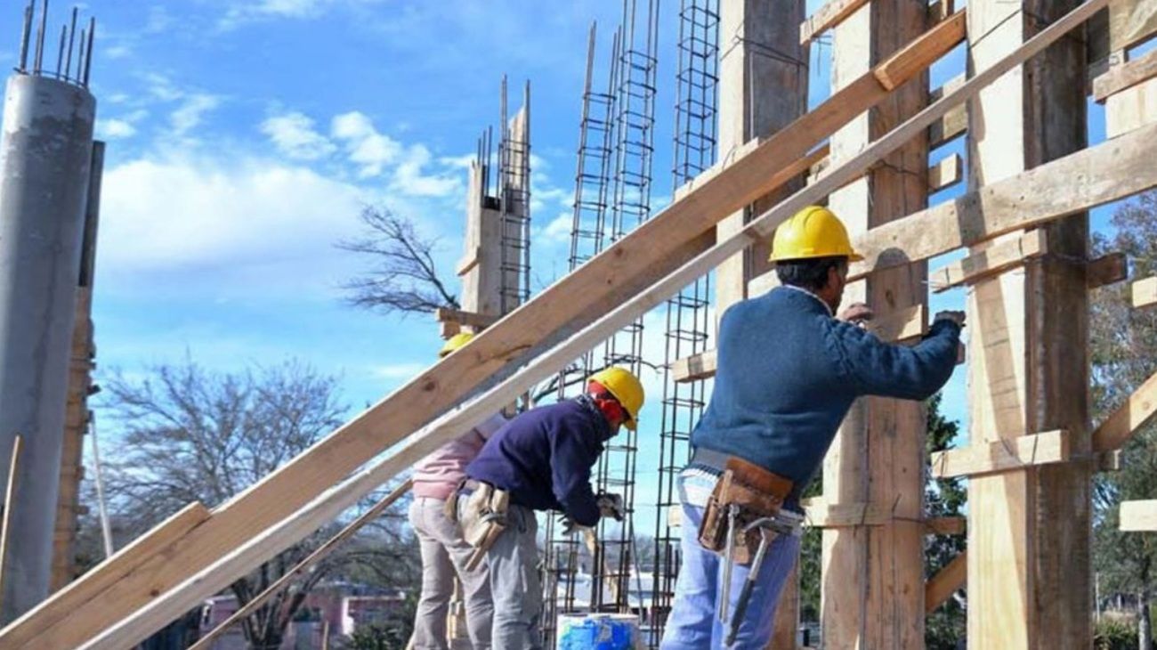Fernández, de Pymes constructoras: “Sin inversión pública en infraestructura, no hay inversión privada posible”