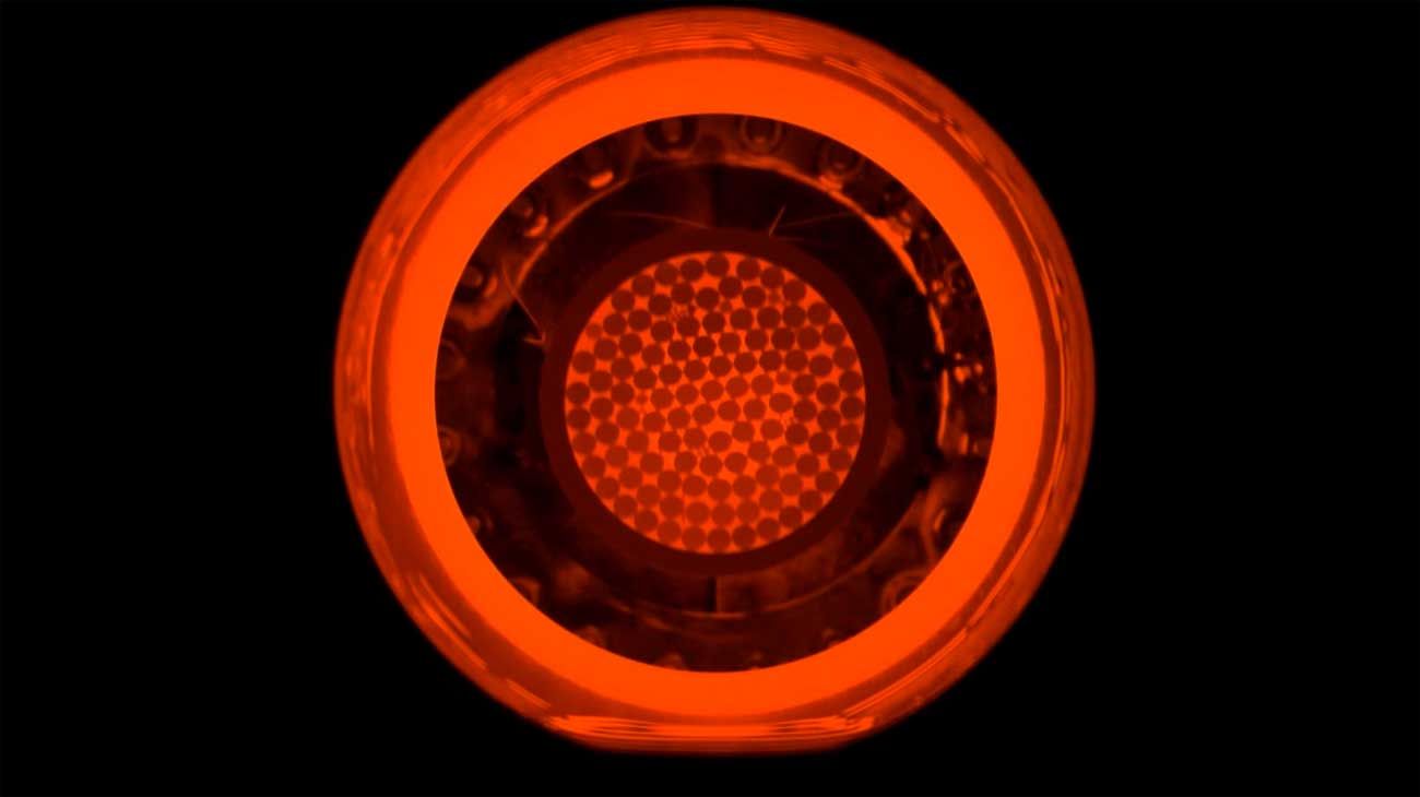 La NASA prueba un potente motor de propulsión basado en plasma para futuros viajes a Marte