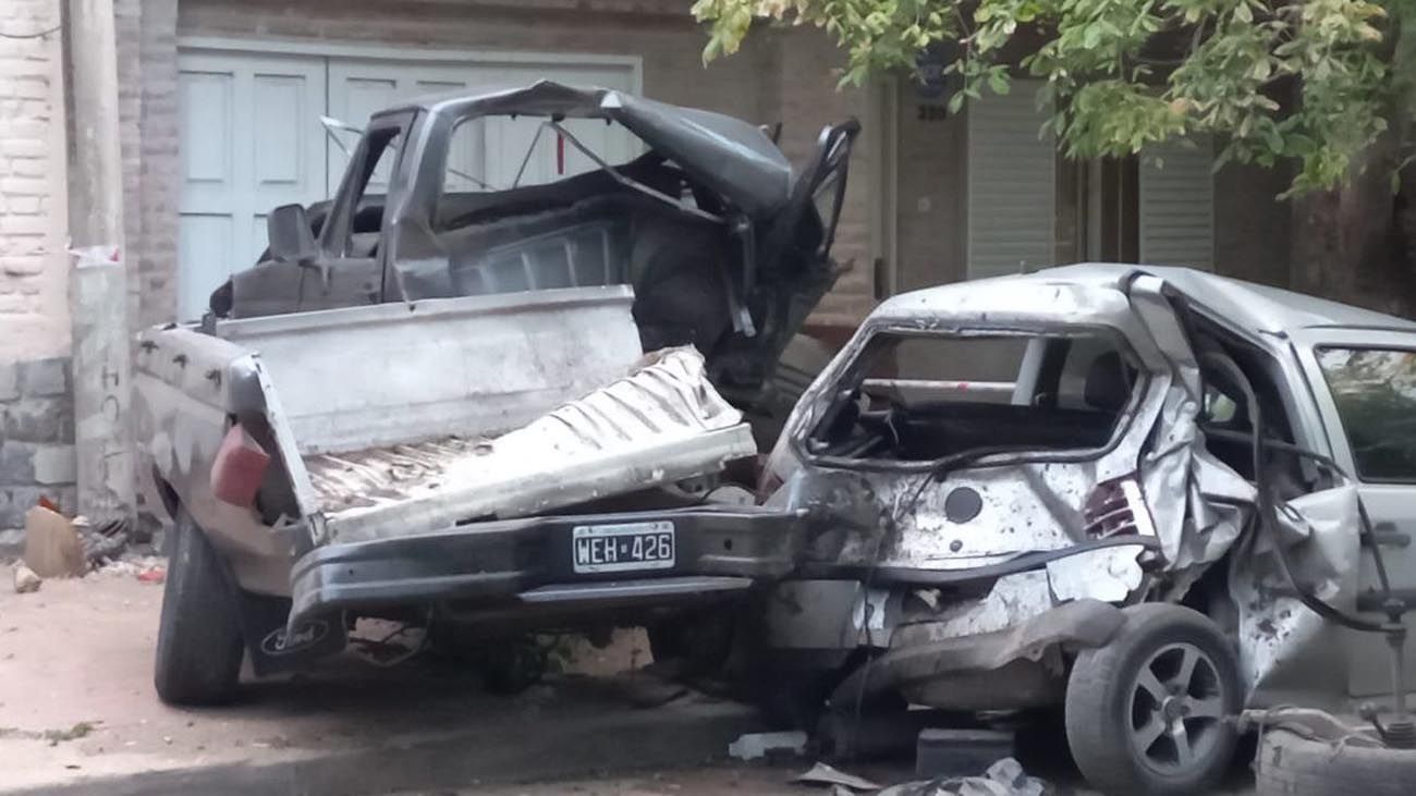 “Me perseguía el diablo”: un joven chocó a siete autos y mató a un motociclista
