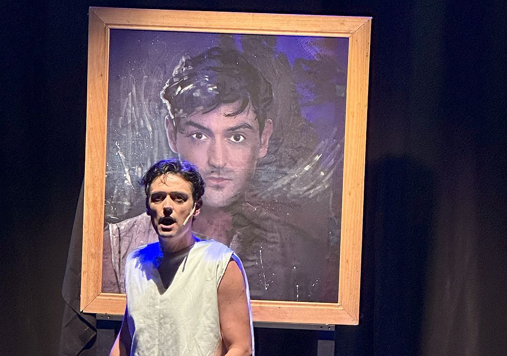 Emmanuel Degracia, impecable protagonista del musical Dorian