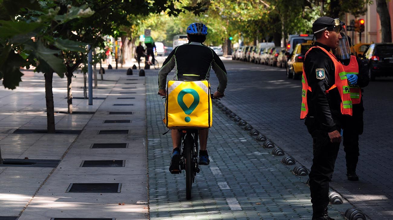 Los trabajadores de apps de delivery convocan a un paro para este miércoles