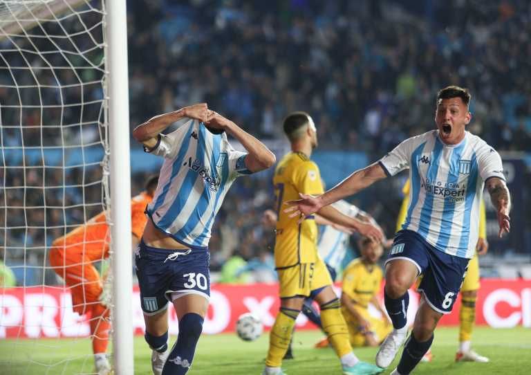 Racing le ganó a Boca sobre el final