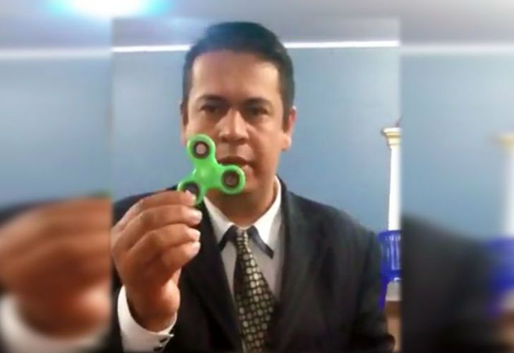Pastor llama “diabólico” al spinner y el video se vuelve viral