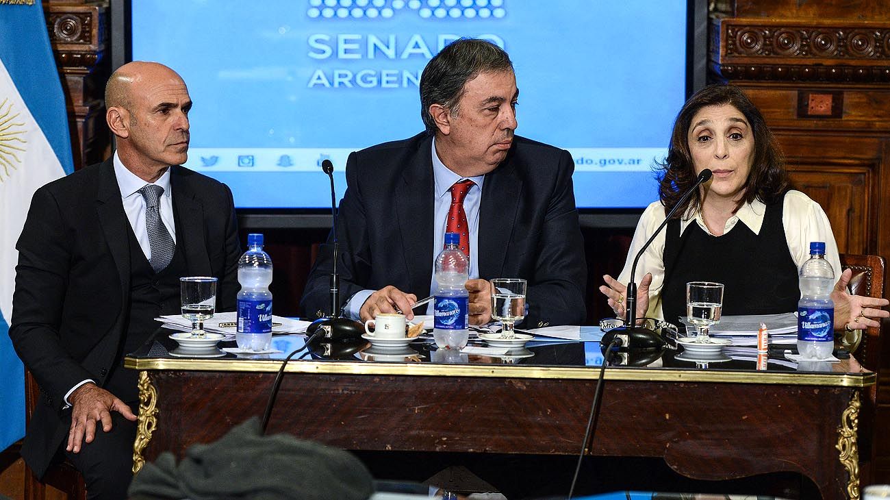 Arribas y Majdalani van el jueves a defenderse al Congreso