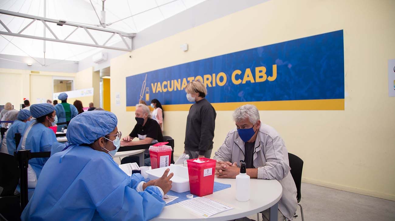 Covid-19: la Ciudad de Buenos Aires ya vacunó a más de un millón de personas