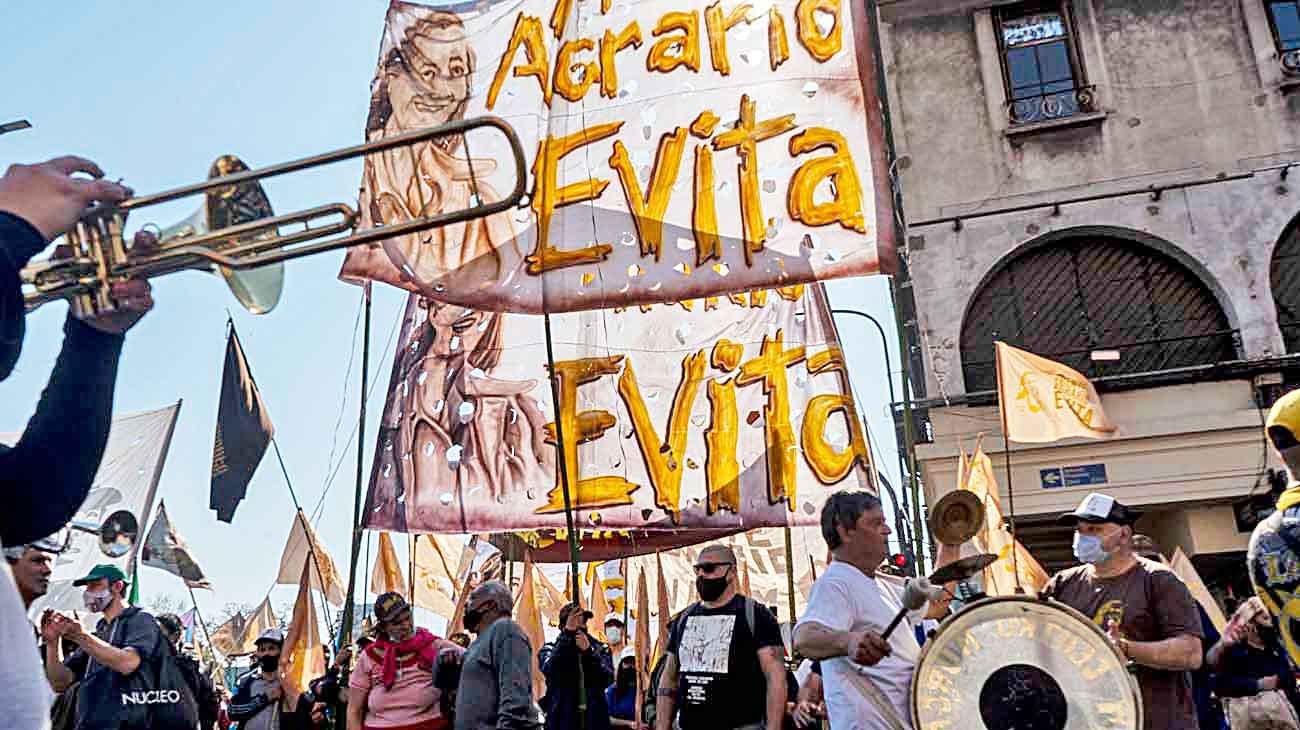 “Los cayetanos” renuevan sus reclamos en tiempos de crisis