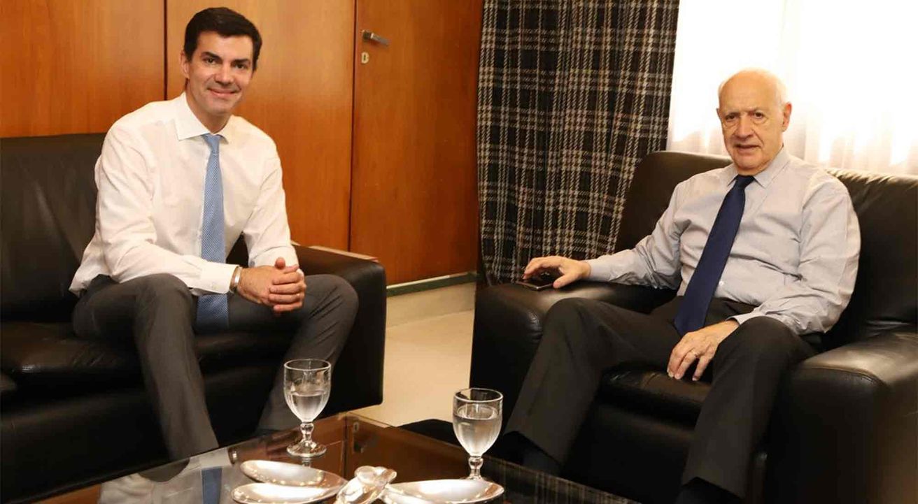 Lavagna y Urtubey, la fórmula que busca reflotar la avenida del medio