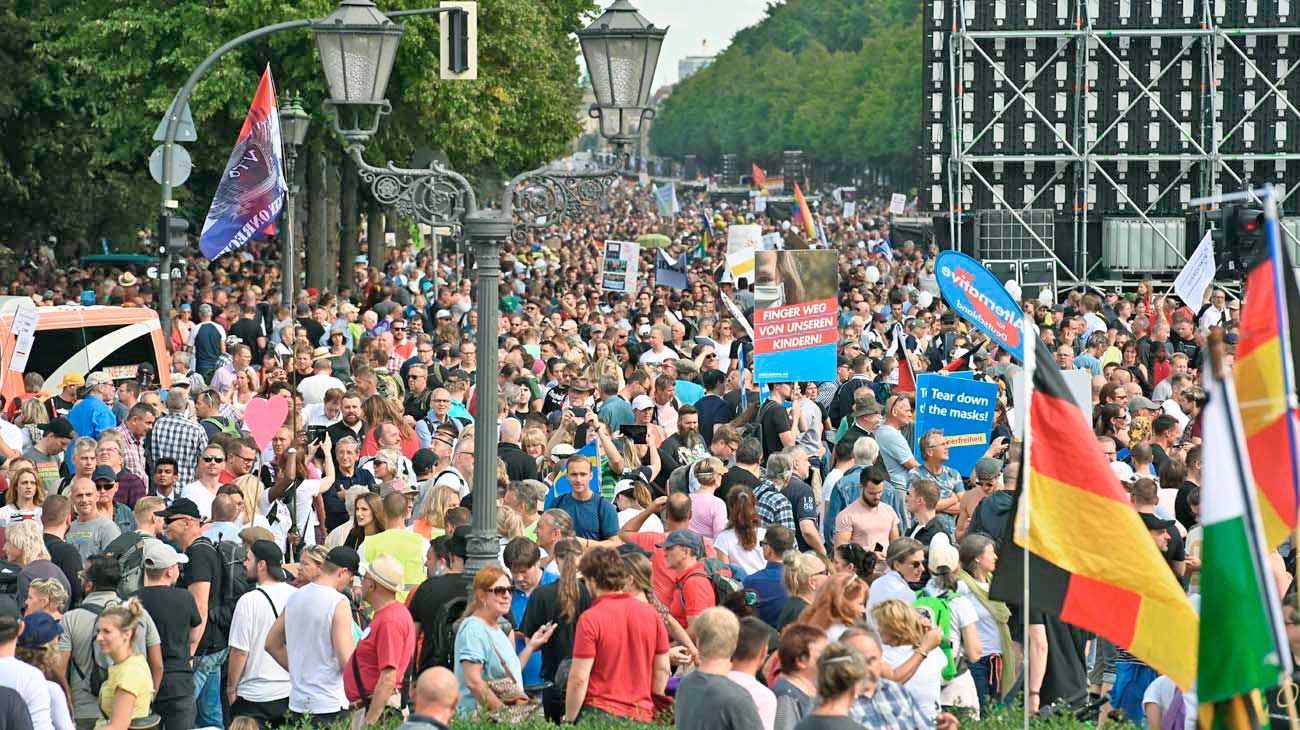 Marchas contra la cuarentena en varias ciudades europeas