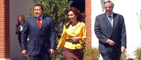 EE.UU. da por sentado que Chávez financió la campaña de Cristina con el valijagate