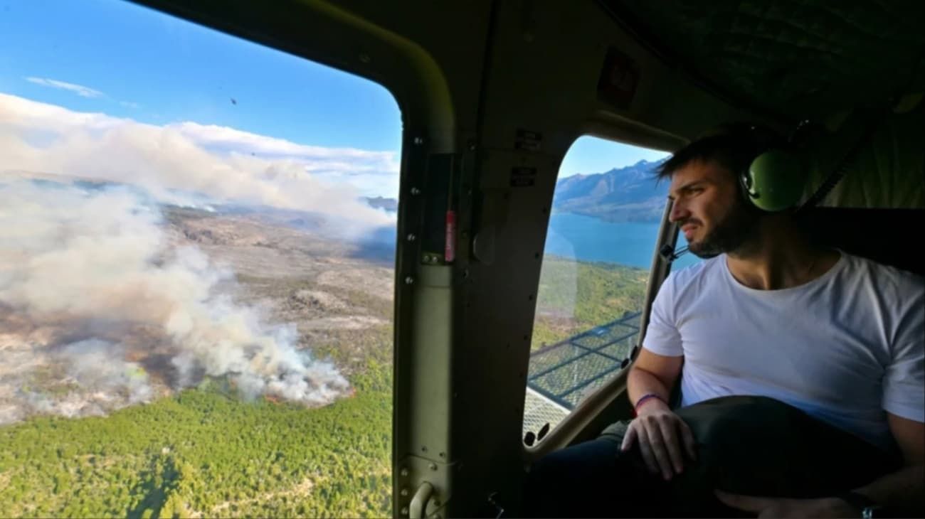 El gobernador de Chubut responsabilizó a la RAM por los incendios: "Son delincuentes con un negocio inmobiliario"