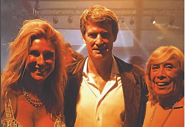 Alfonso Prat-Gay reapareció en la fiesta de una clienta vip